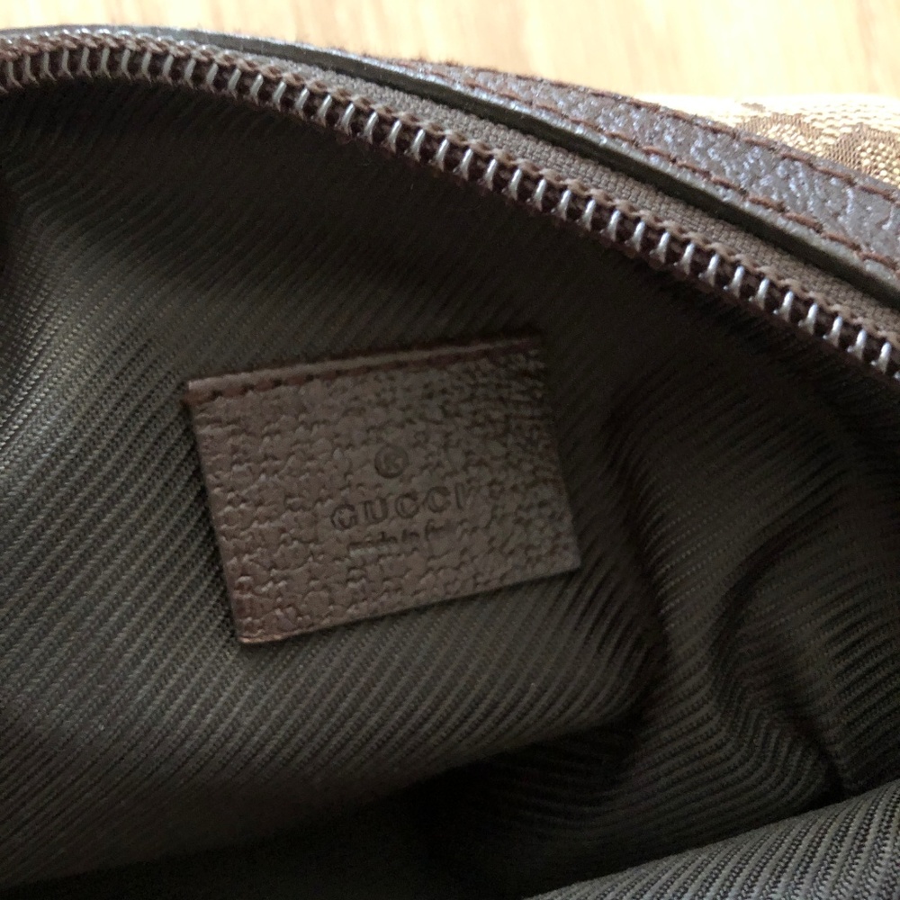 GUCCI Monogram Small Cosmetic Case Dark Brown - Picture 2 of 3